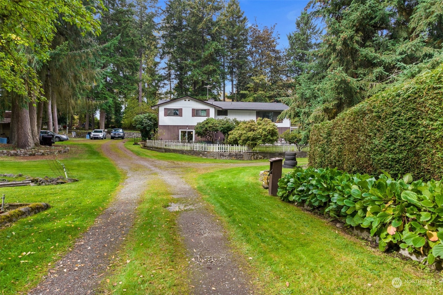 Property Photo:  18053 118th Avenue SE  WA 98058 