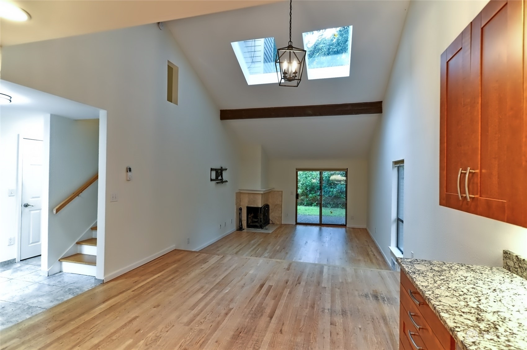 Property Photo:  4157 145th Avenue NE H2  WA 98007 