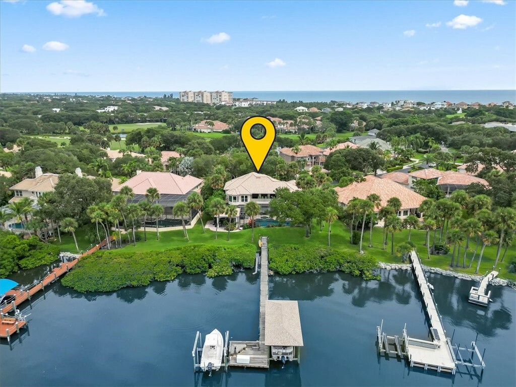 Property Photo:  300 Hammock Shore Drive  FL 32951 