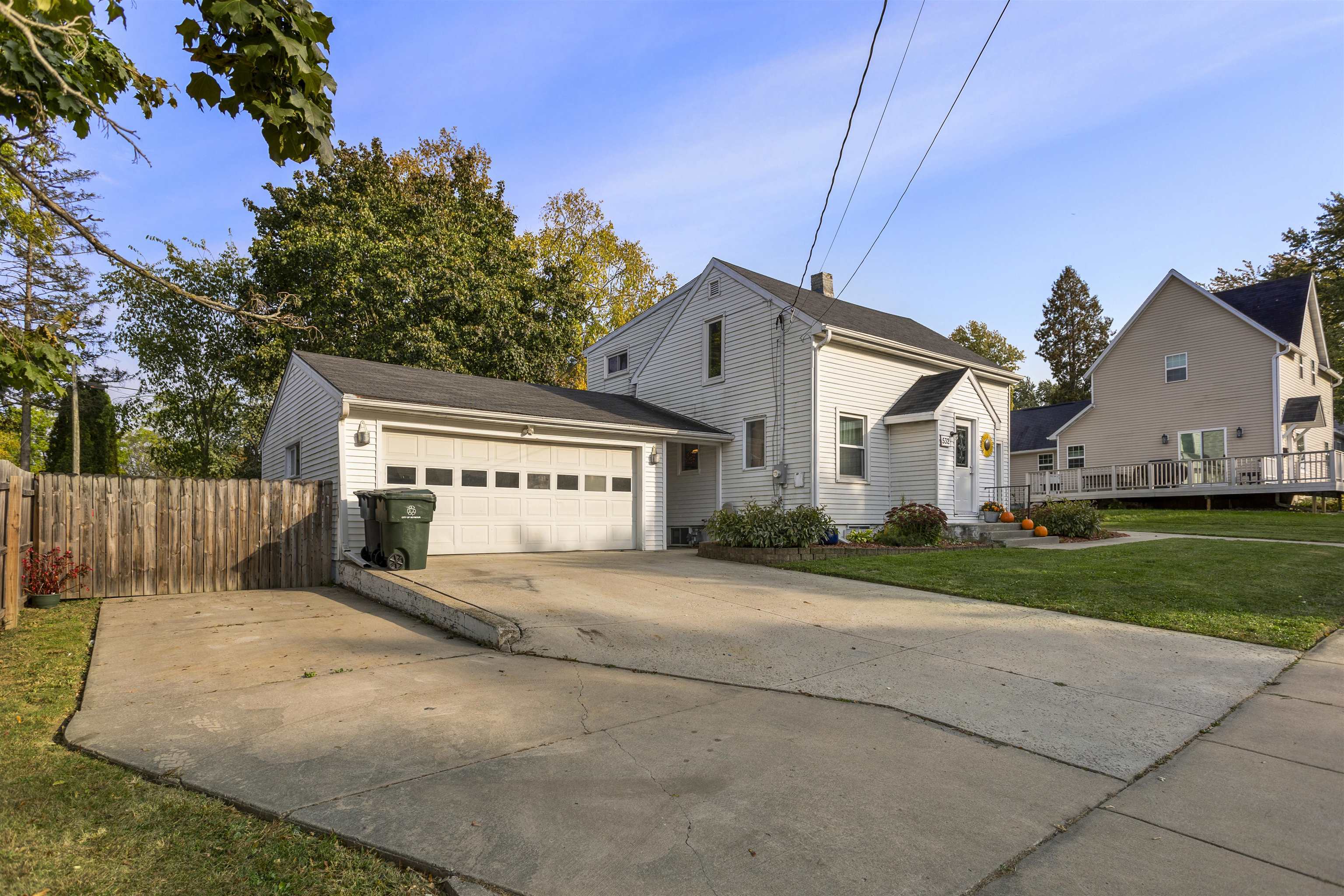 Property Photo:  532 Lincoln Street  WI 54165 