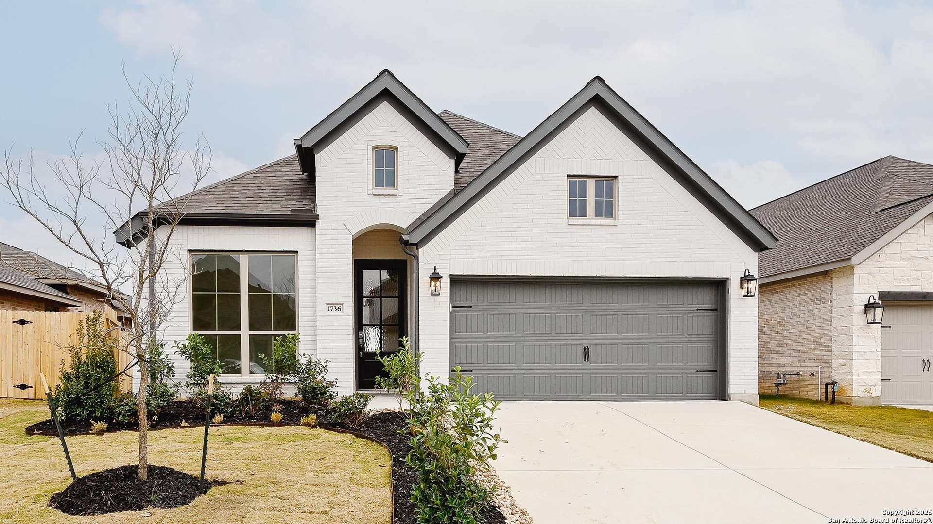 Property Photo: 1736 Field Brook TX 78155