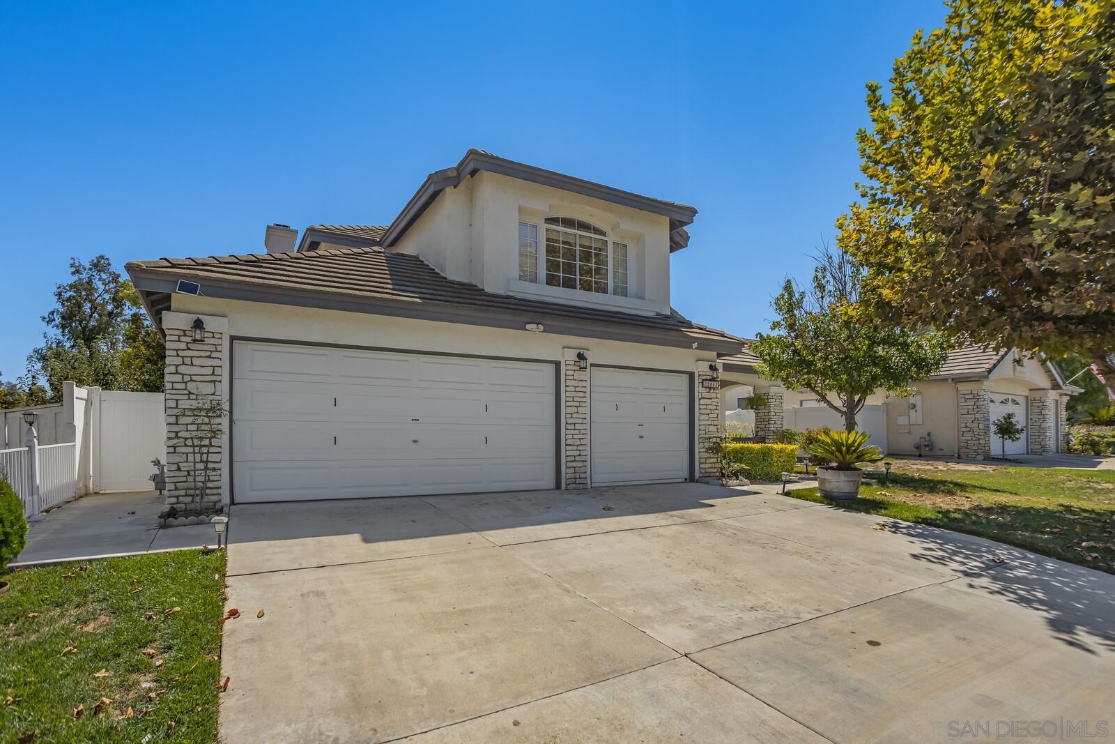 Property Photo: 31843 Via Campanario CA 92592