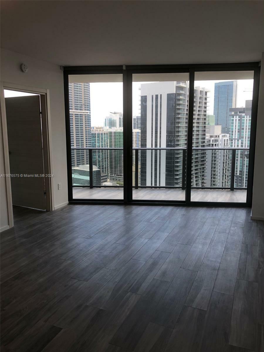 Property Photo:  801 S Miami Ave 3903  FL 33130 