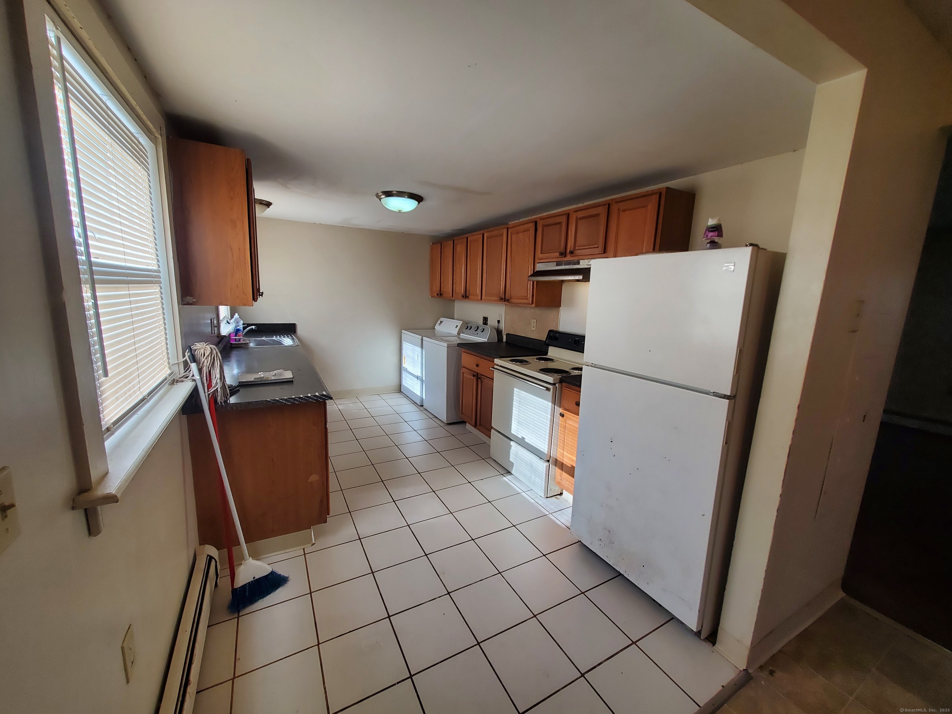 Property Photo:  67 Enfield Street 37  CT 06112 