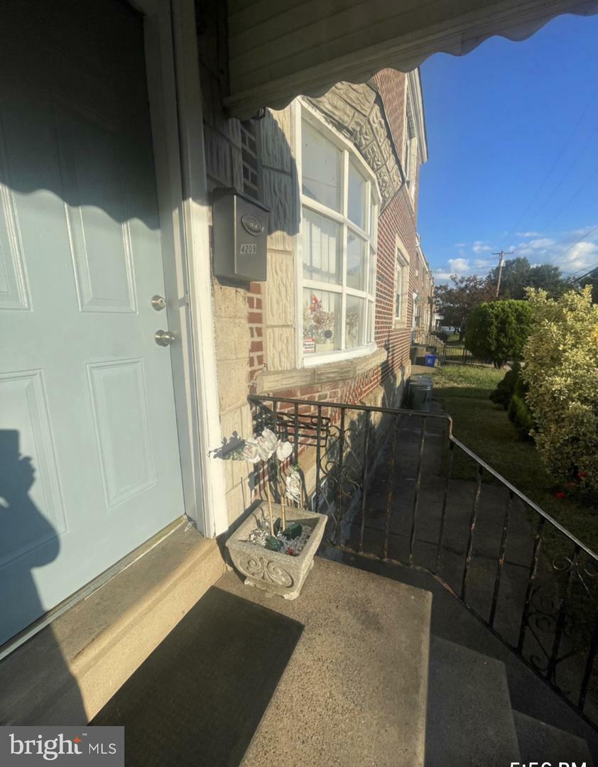 Property Photo:  4209 E Cheltenham Avenue  PA 19124 