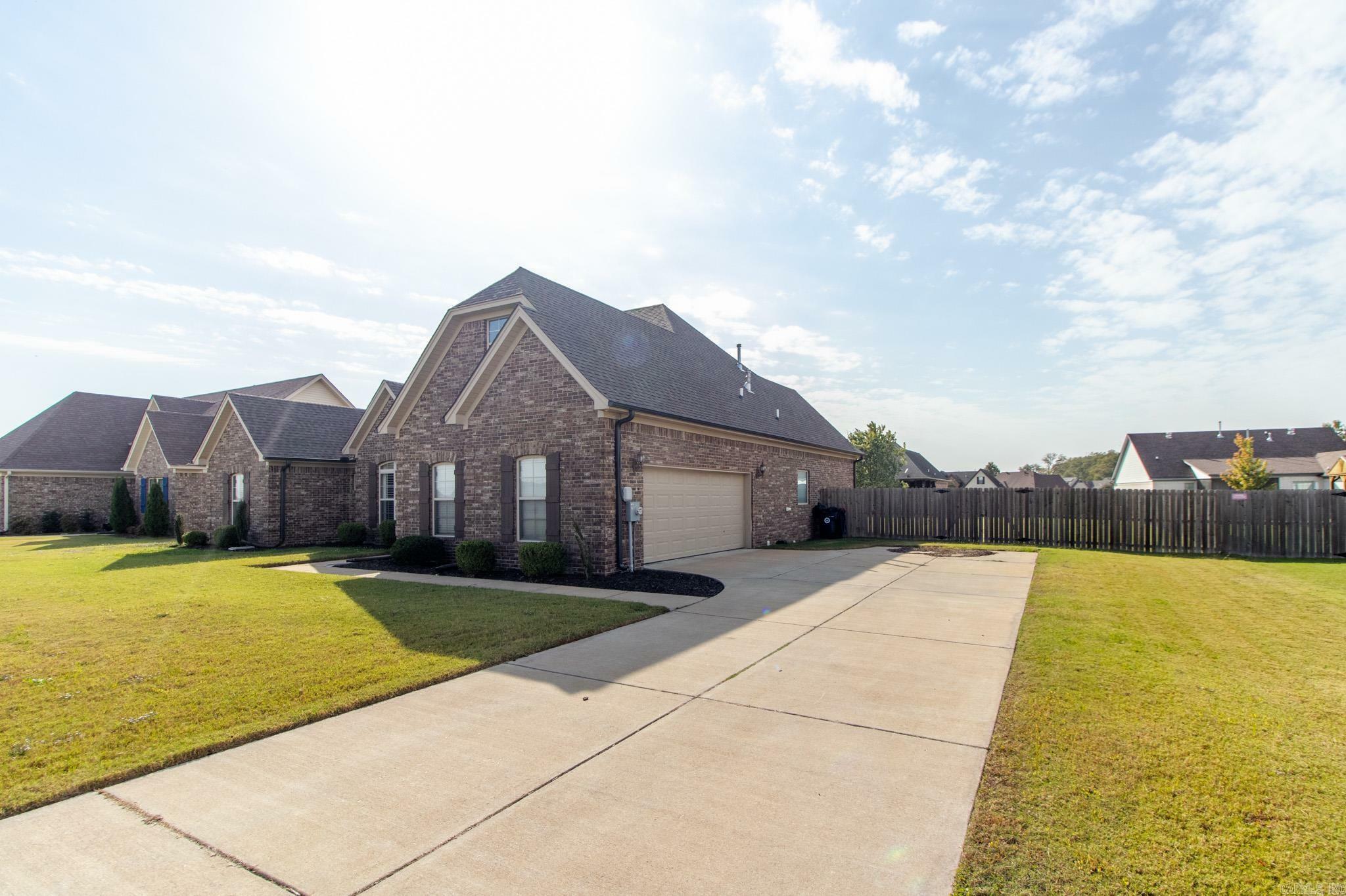 Property Photo:  553 S McNeely  AR 72364 