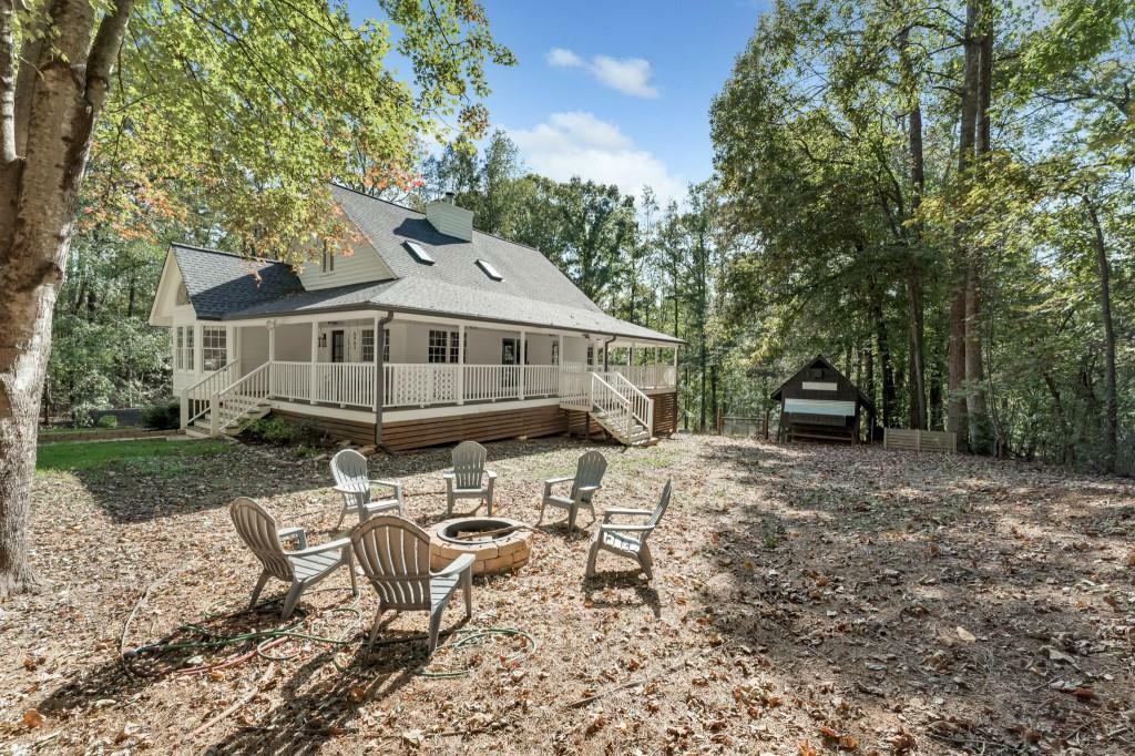 Property Photo:  6962 Spout Springs Road  GA 30542 