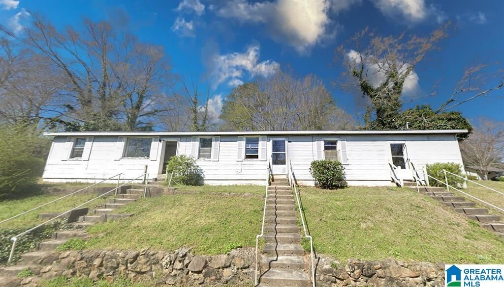 Property Photo:  702 Hamm Street  AL 36203 