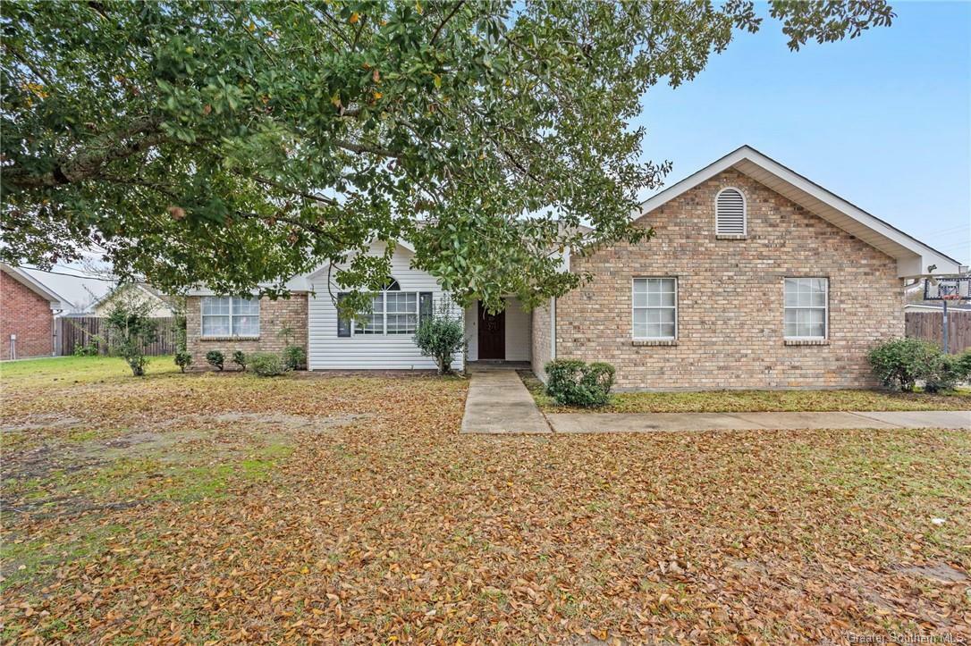 Property Photo:  5710 Barrett Lane  LA 70605 