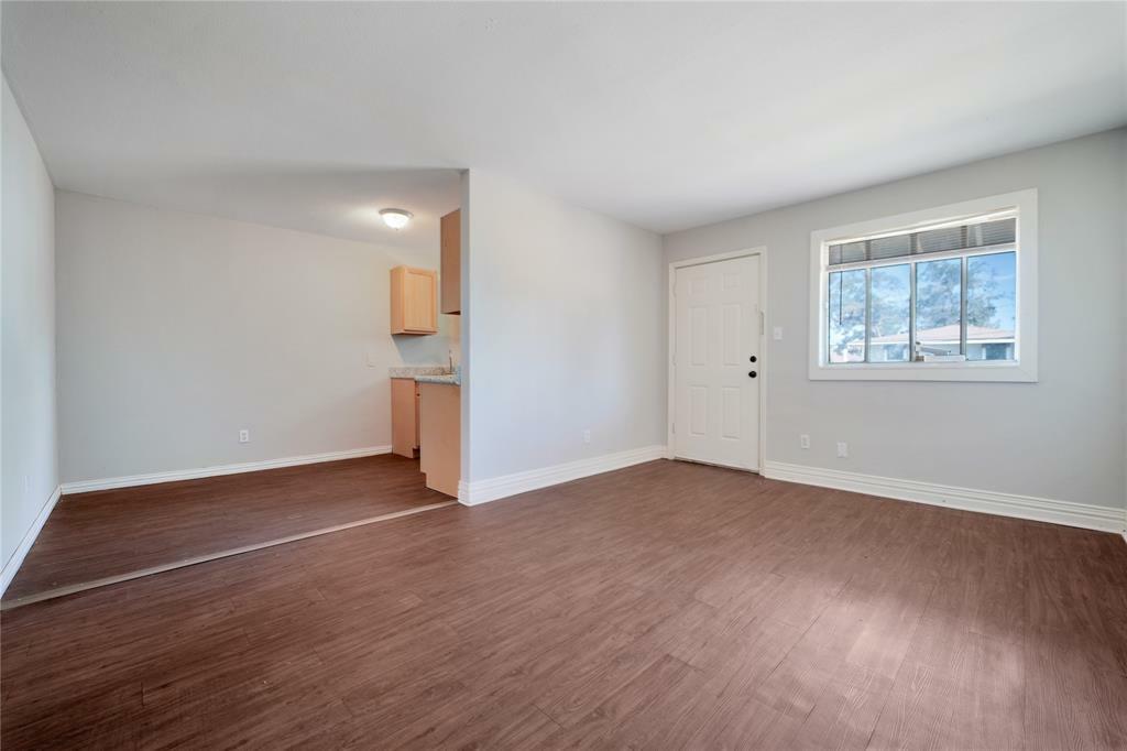 Property Photo:  7828 Sarita Street 3  TX 77012 