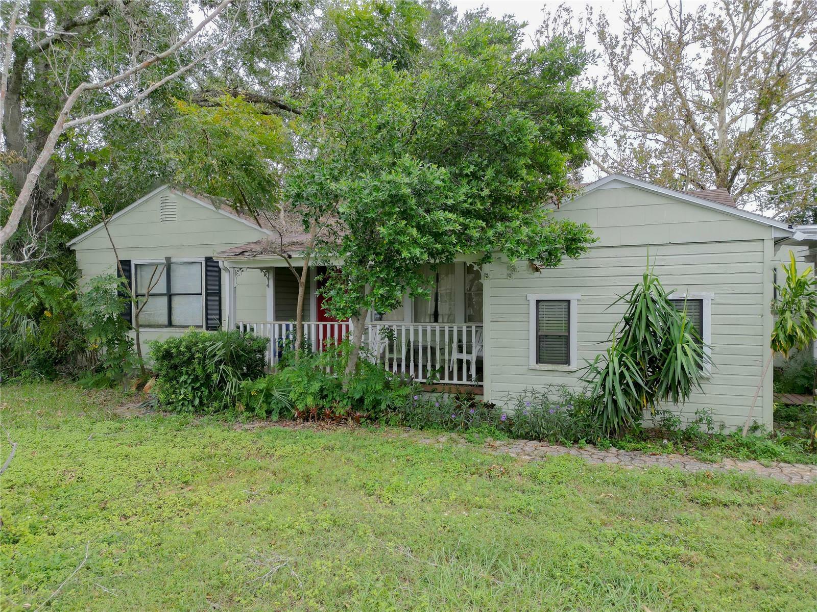 Property Photo:  3710 W Griflow Street  FL 33629 