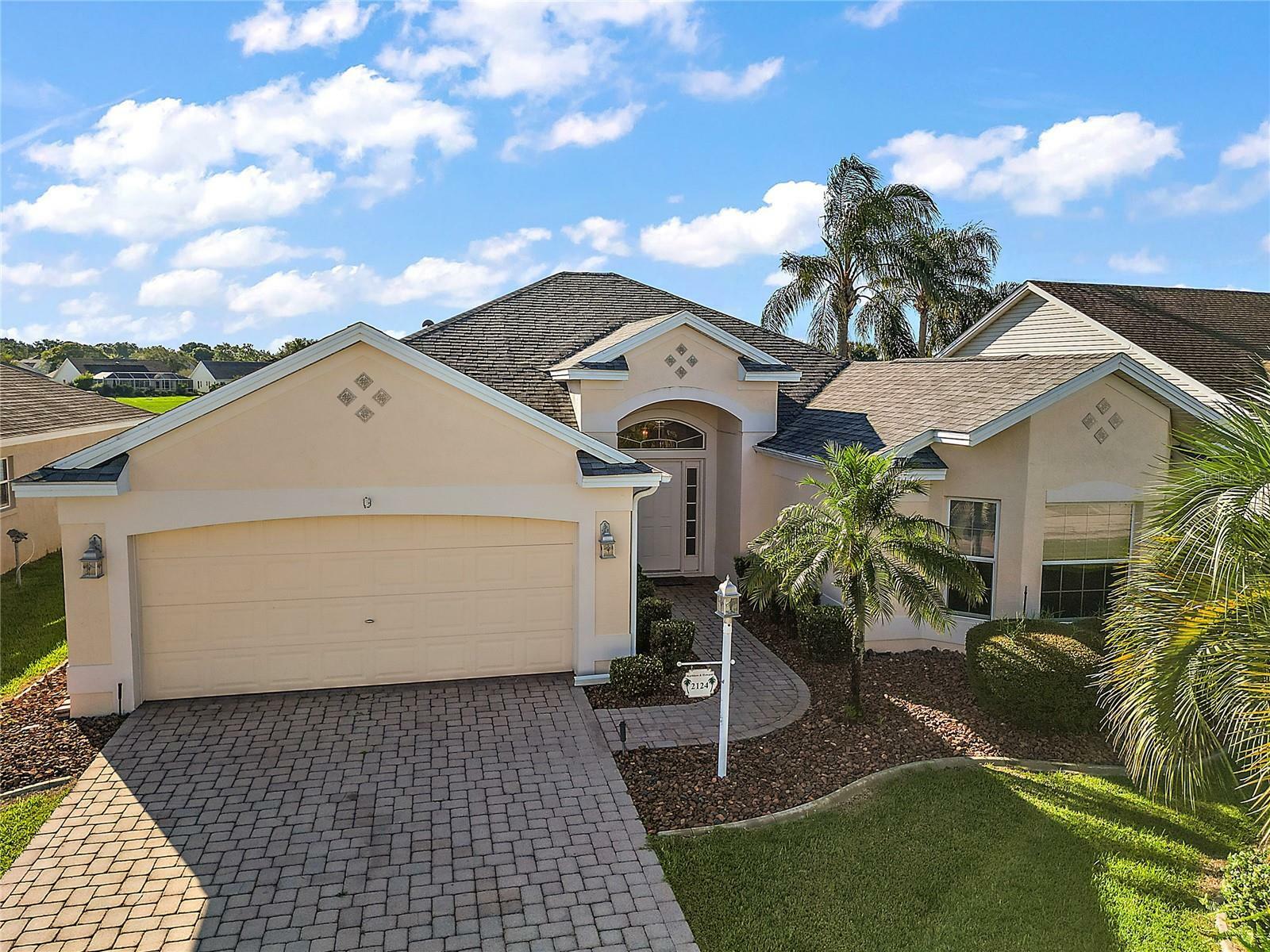 Property Photo: 2124 Zaragoza Place FL 32159