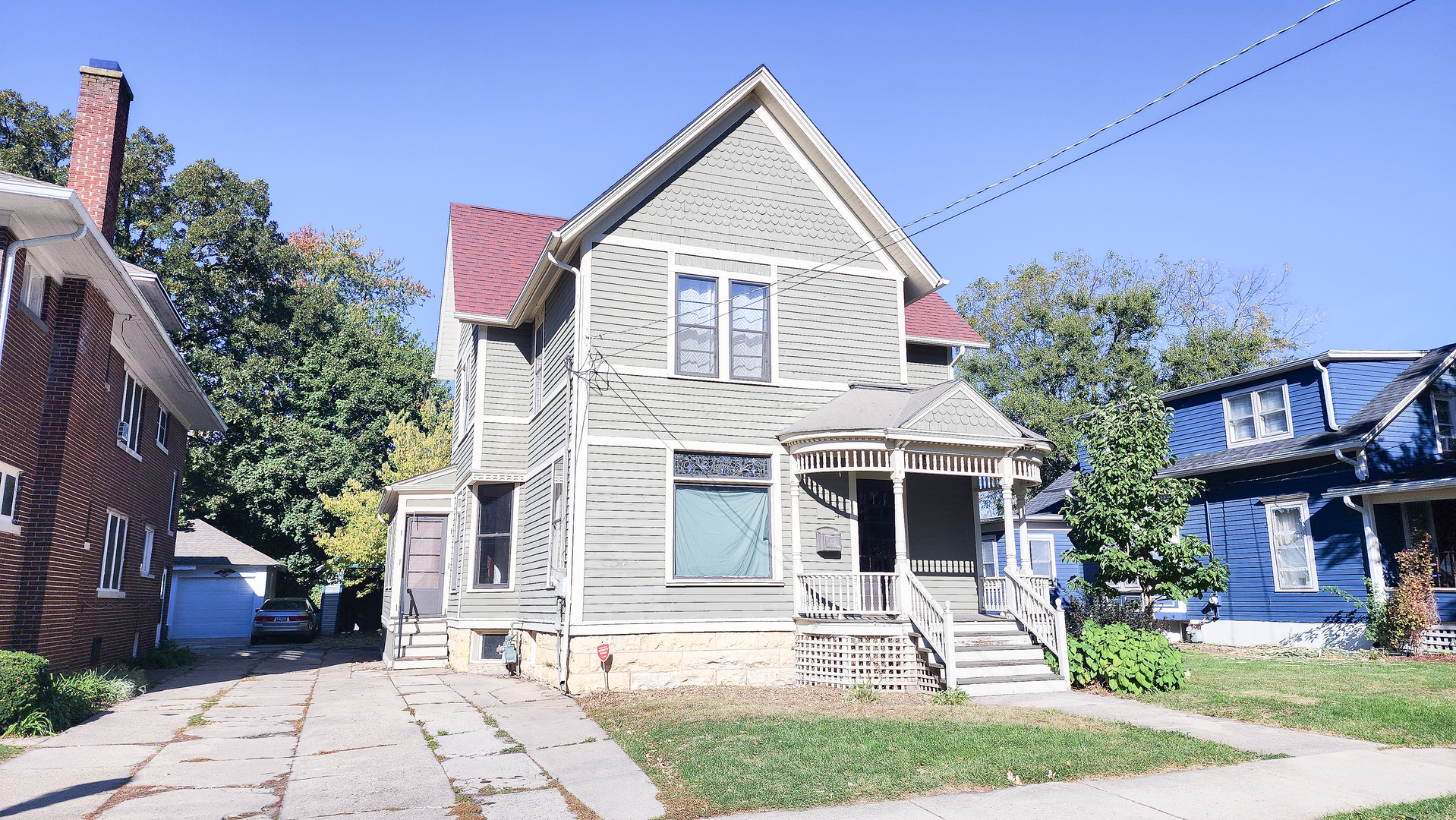 Property Photo:  331 S 4th Street  IL 60505 