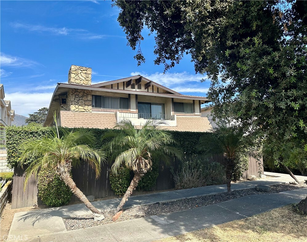 Property Photo: 135 Diamond Street CA 91006