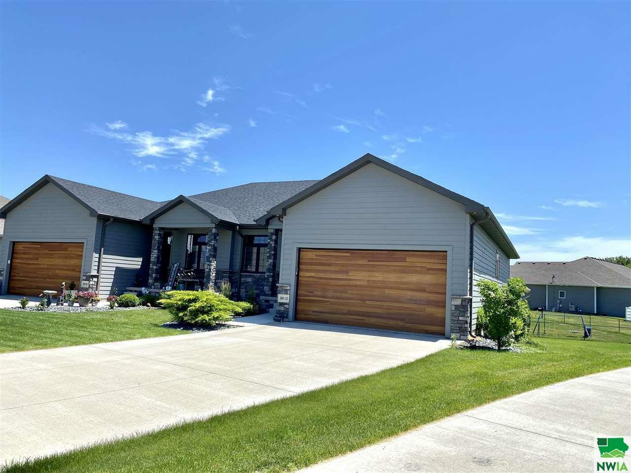 Property Photo:  206 1/2 S Churchill Cir  SD 57049 