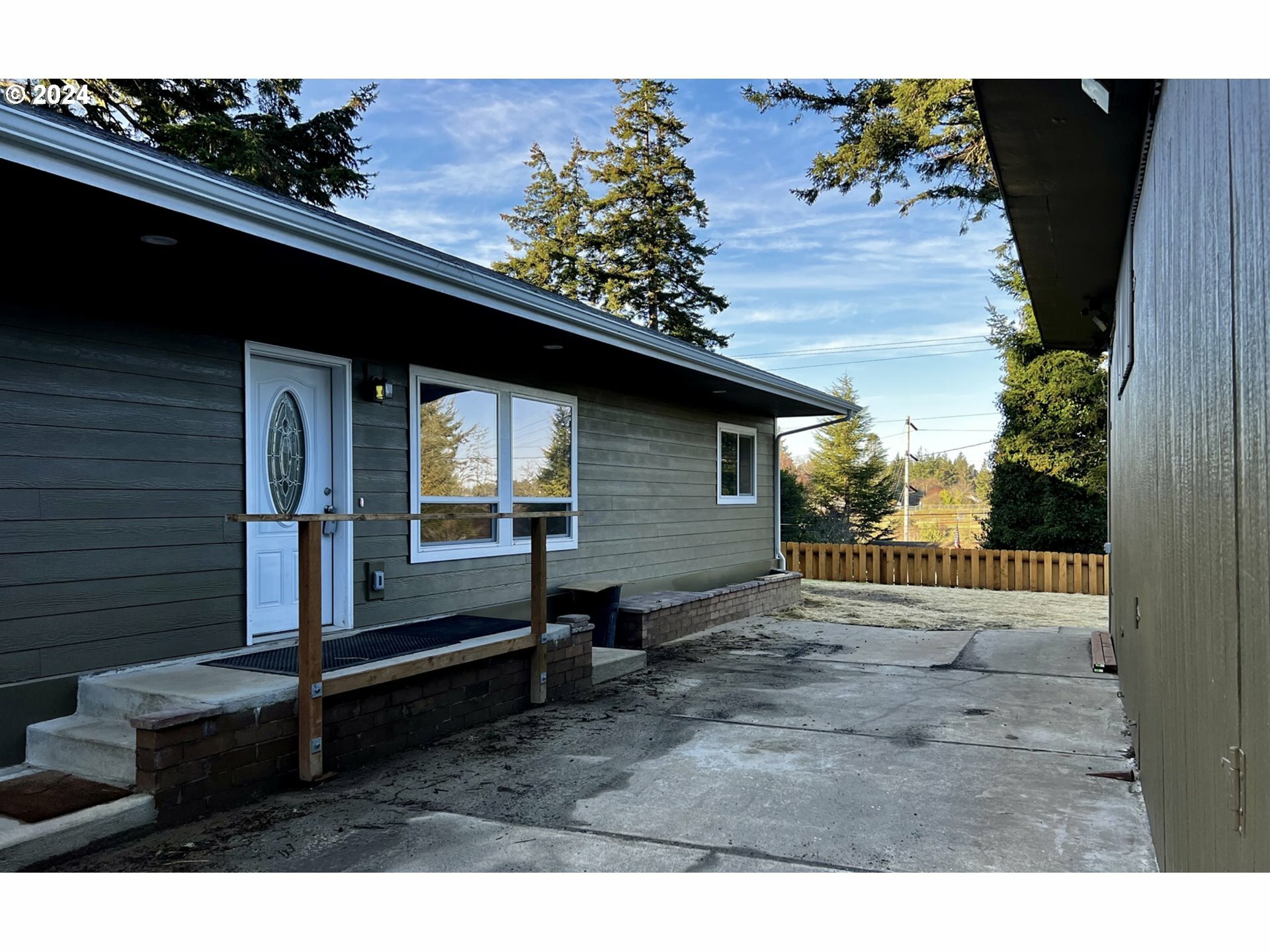 Property Photo:  2579 Pony Creek Rd  OR 97459 