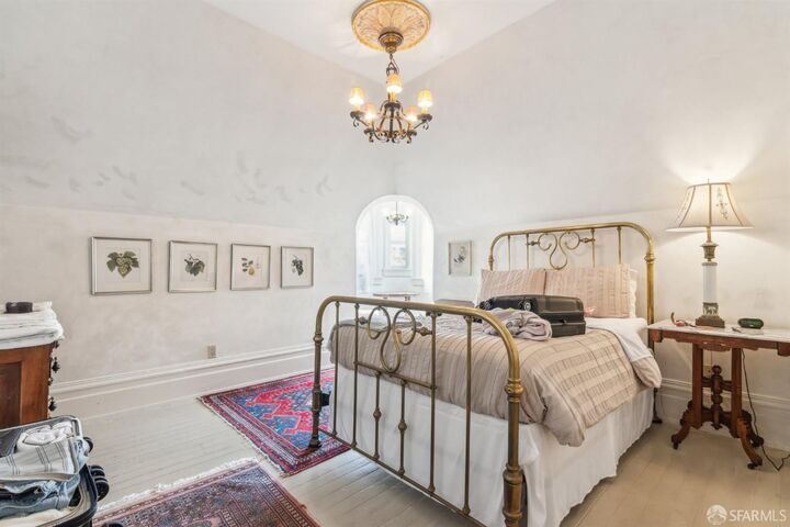 m*い様 house on the hill Buyer Preview: 1057 Steiner Street, San Francisco, Alamo