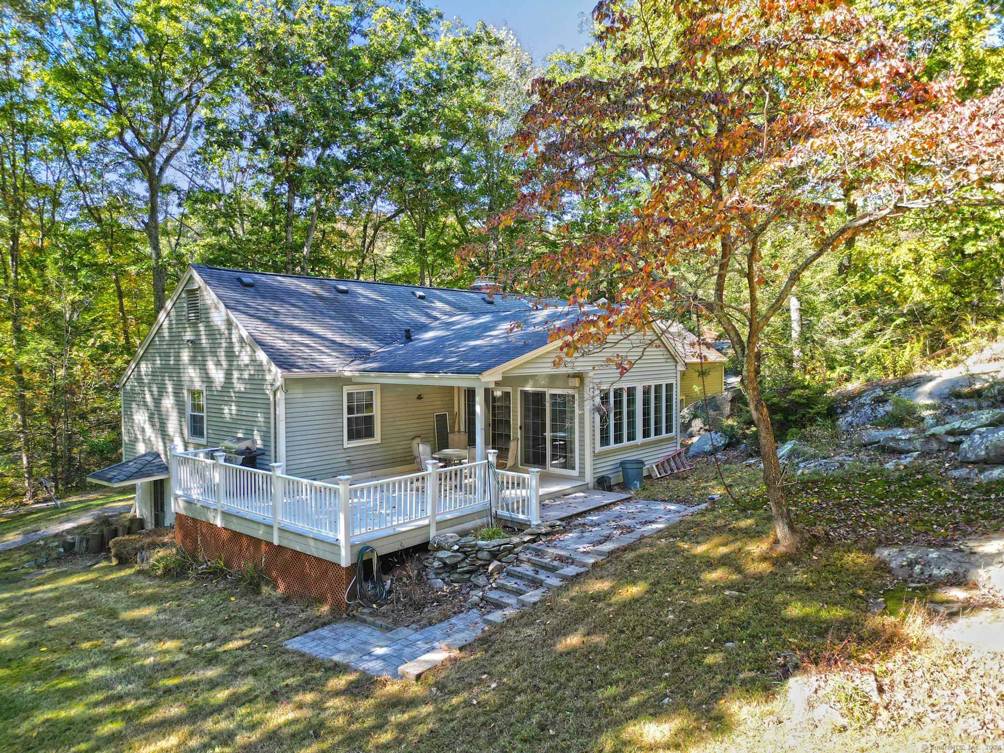 Property Photo:  7 Hemlock Hill Road  CT 06413 