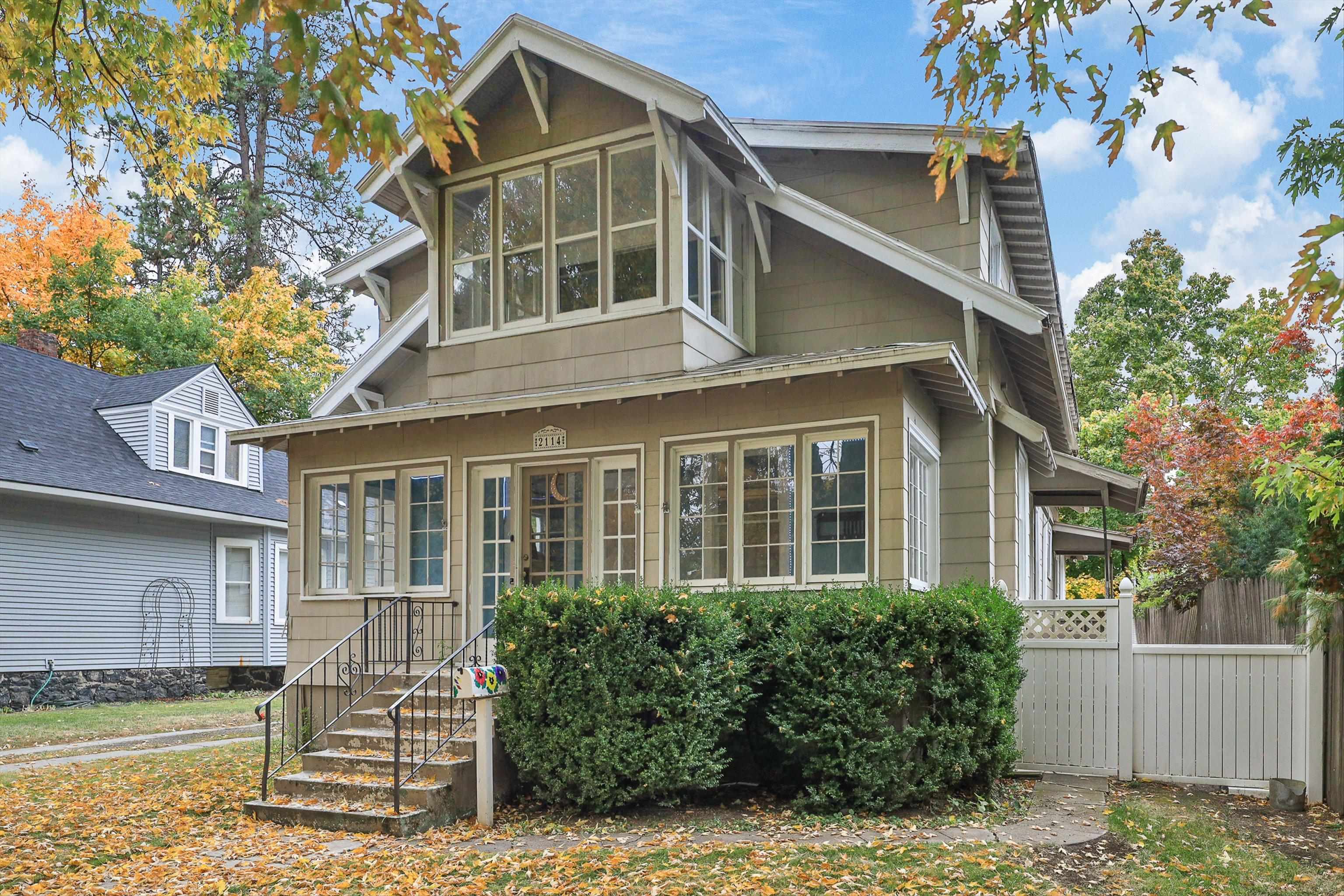 Property Photo:  2114 S Grand Blvd  WA 99203 