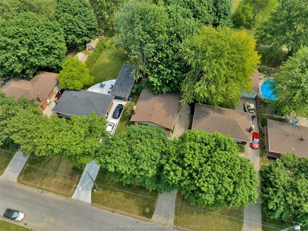 Photo de la propriété:  34 Hillcrest Avenue  ON N7M 4E7 