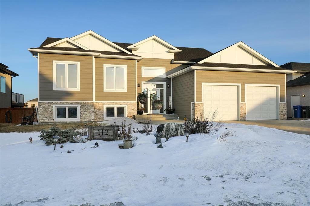 112 Claremont Drive  Niverville MB R0A 0A2 photo