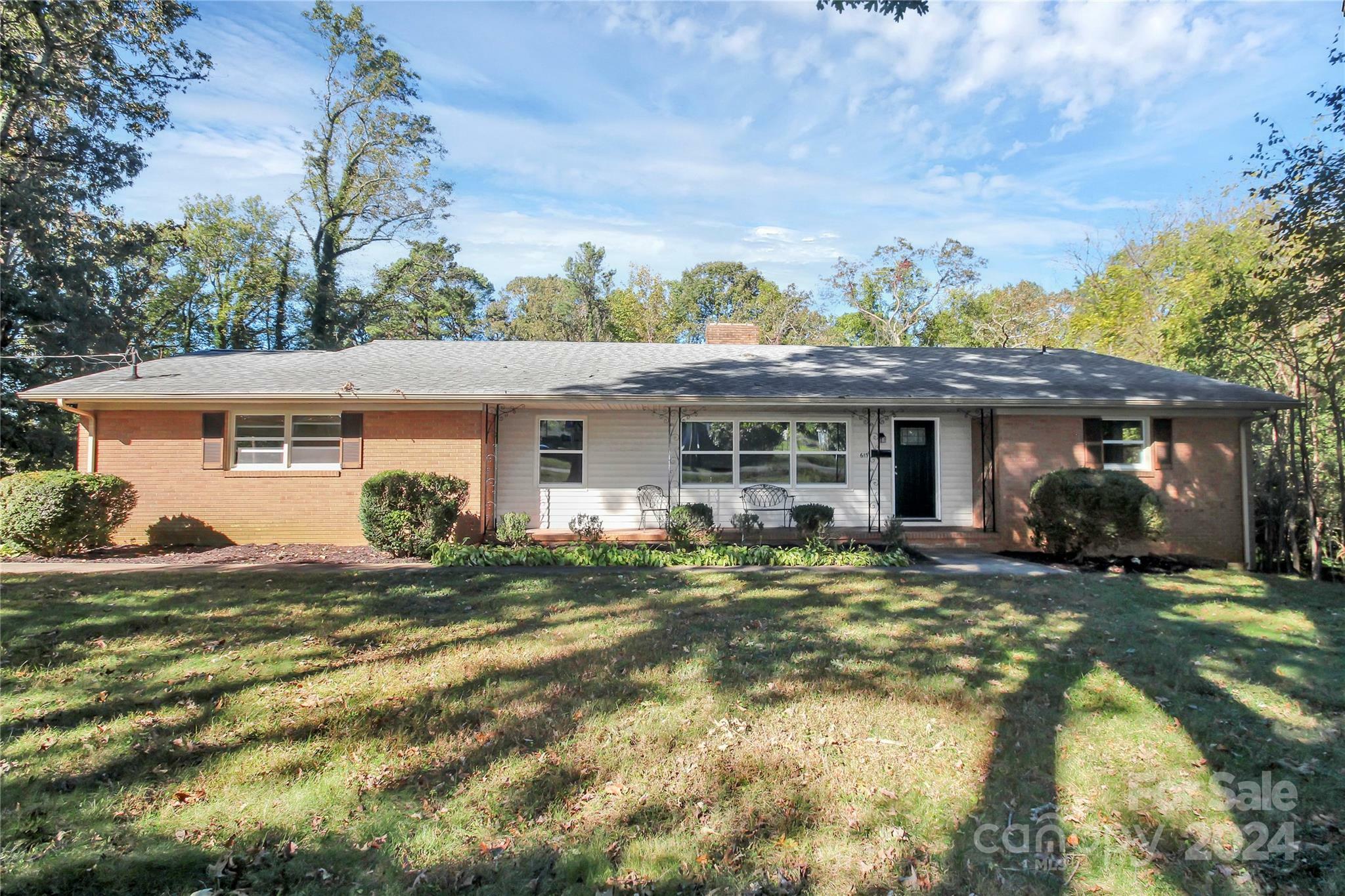 Property Photo:  615 E Ridge Street  NC 28086 