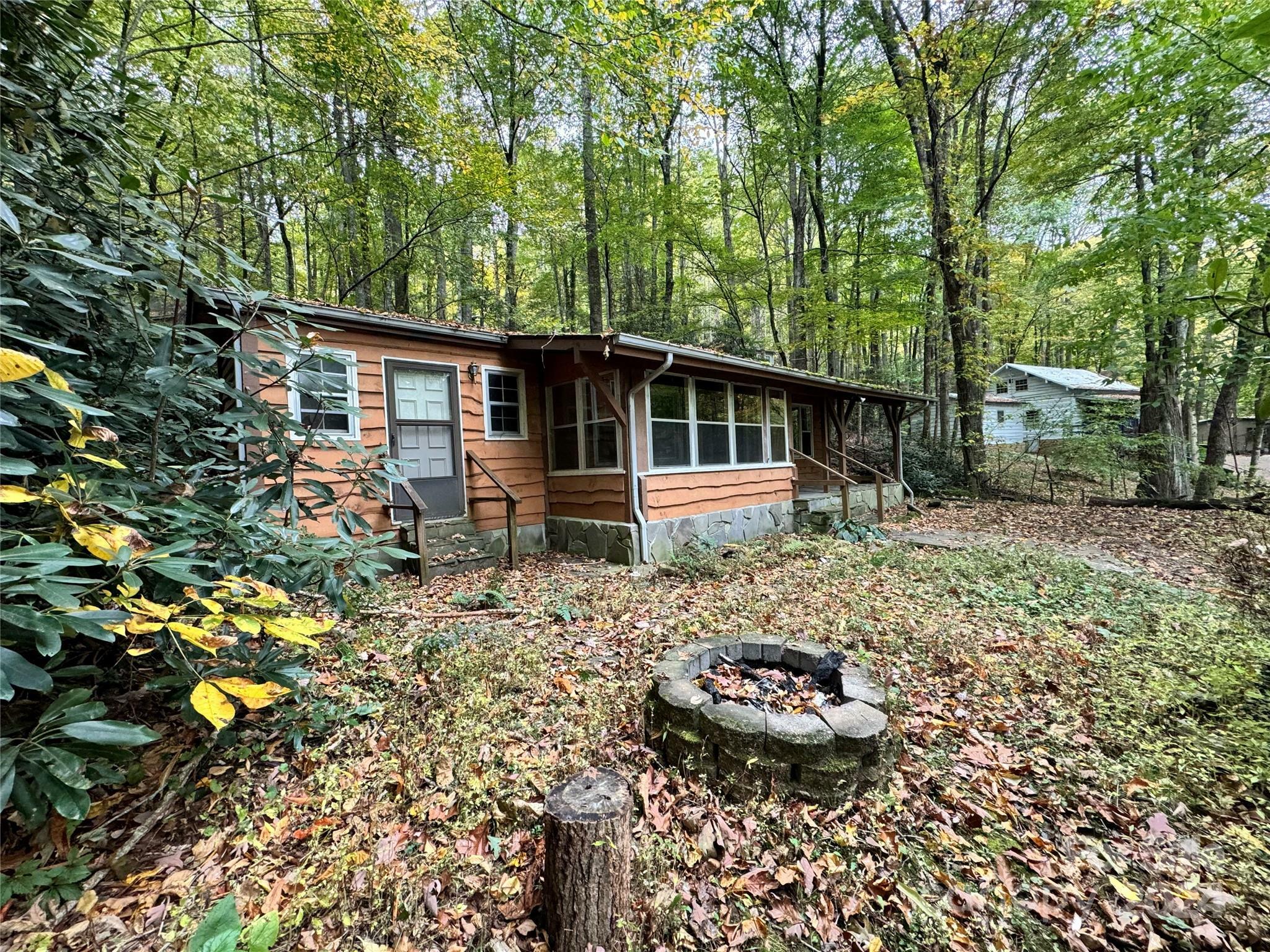 Property Photo:  31 Poplar Lane  NC 28751 