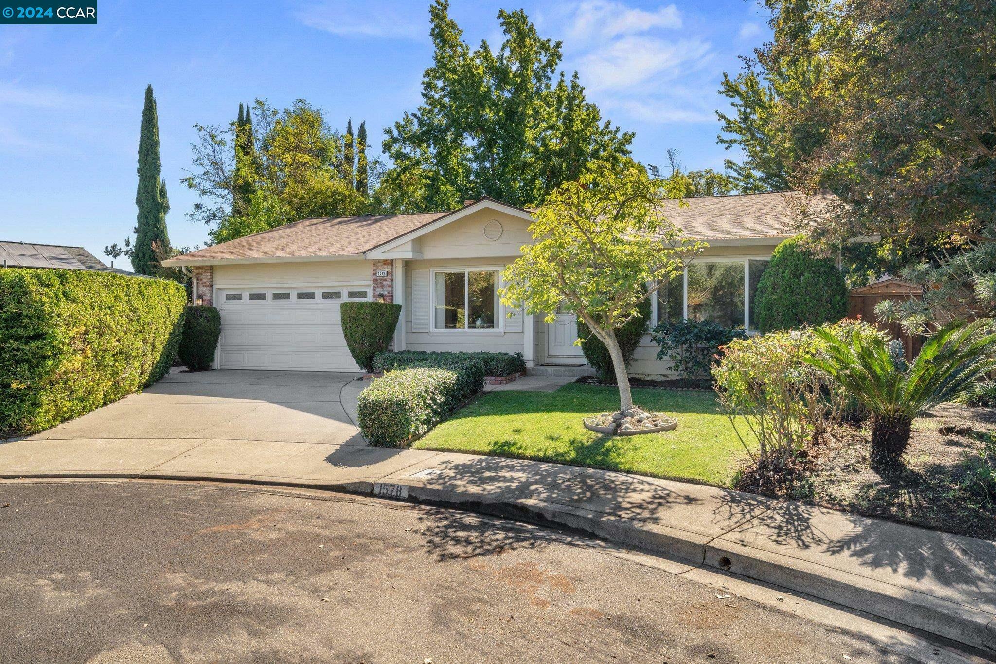 Property Photo:  1578 Loganberry Way  CA 94566 