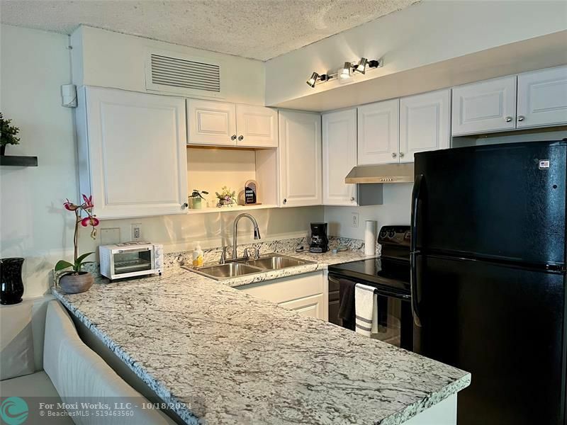 Property Photo:  3000 N Ocean Blvd 404  FL 33308 