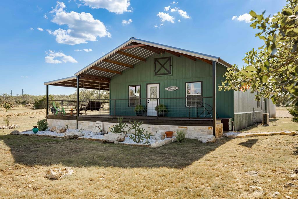 Property Photo:  129 N Rolling Oaks Ln  TX 78631 