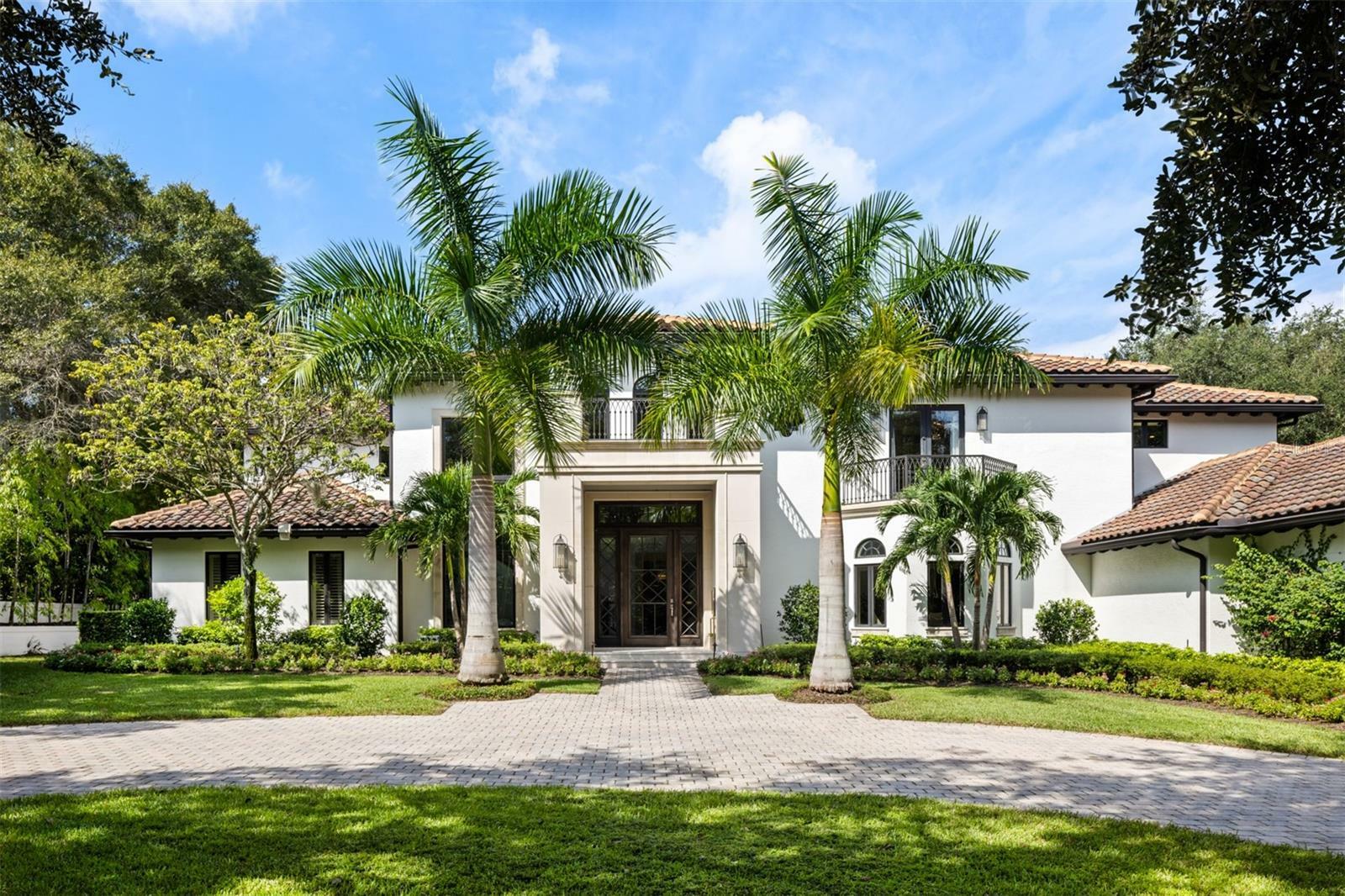 Property Photo: 5121 Latrobe Drive FL 34786