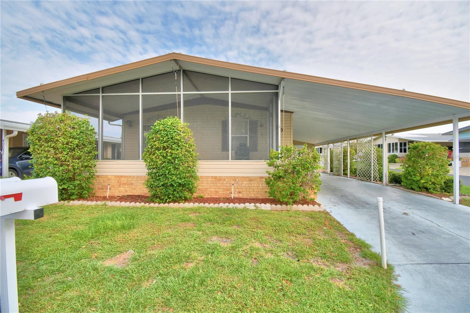 Property Photo: 4201 Cedarwood Street FL 33880