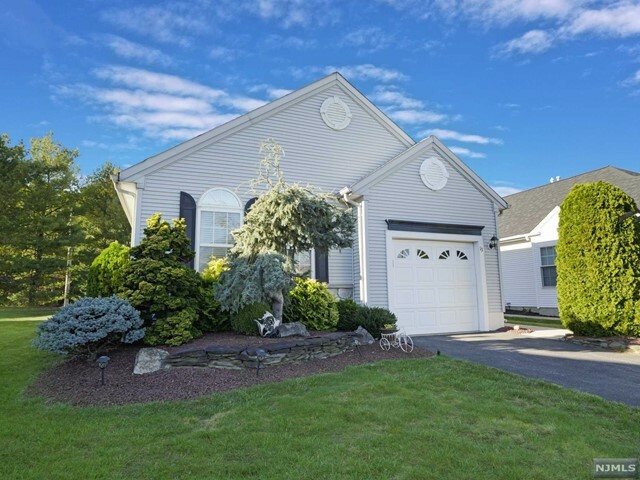 13 Gabriella Circle  Manchester NJ 08759 photo