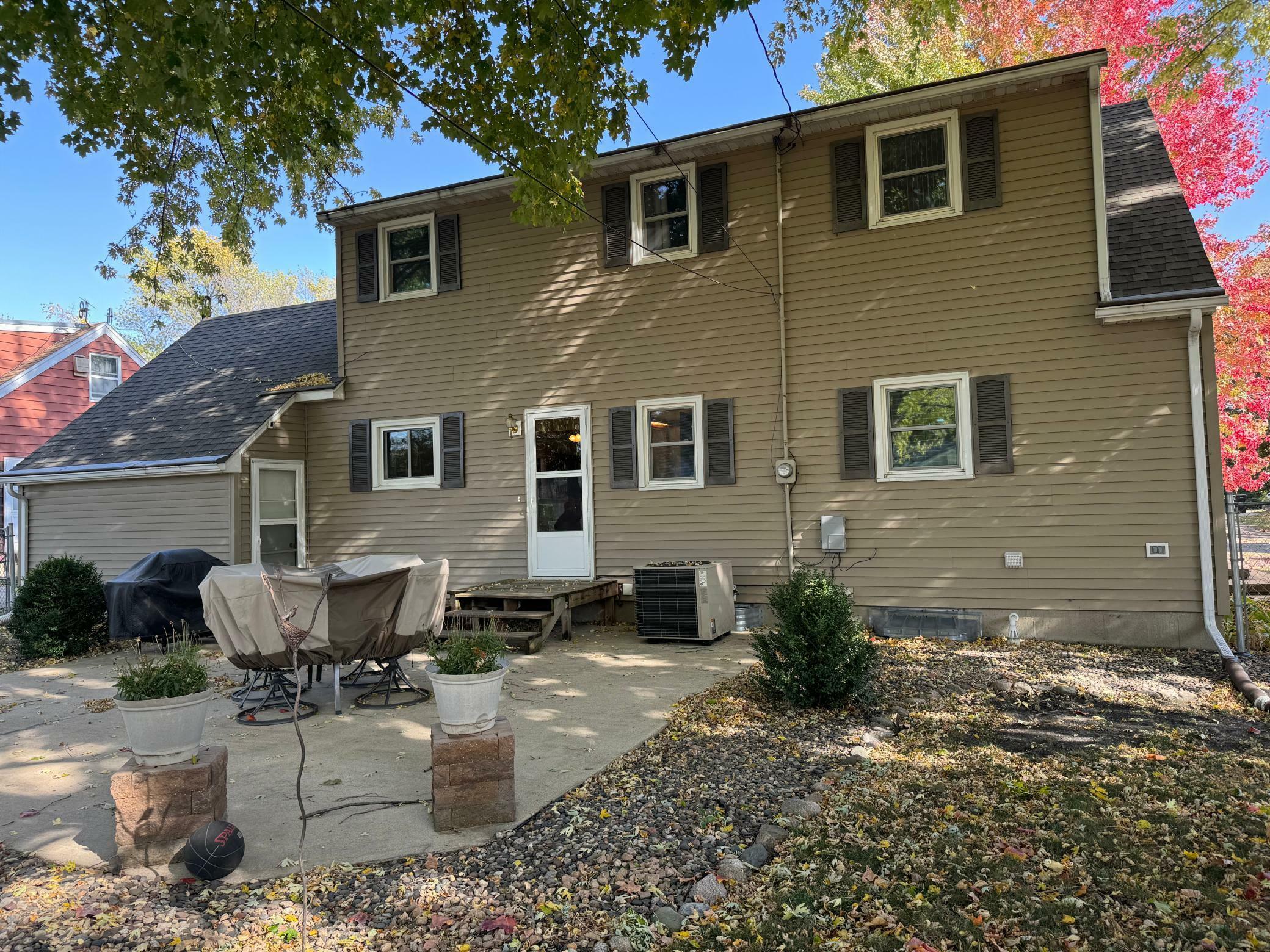 Property Photo:  1506 Academy Avenue  MN 56007 