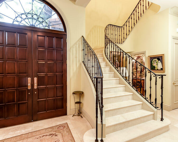 Property Photo: 446 Brazilian Avenue FL 33480