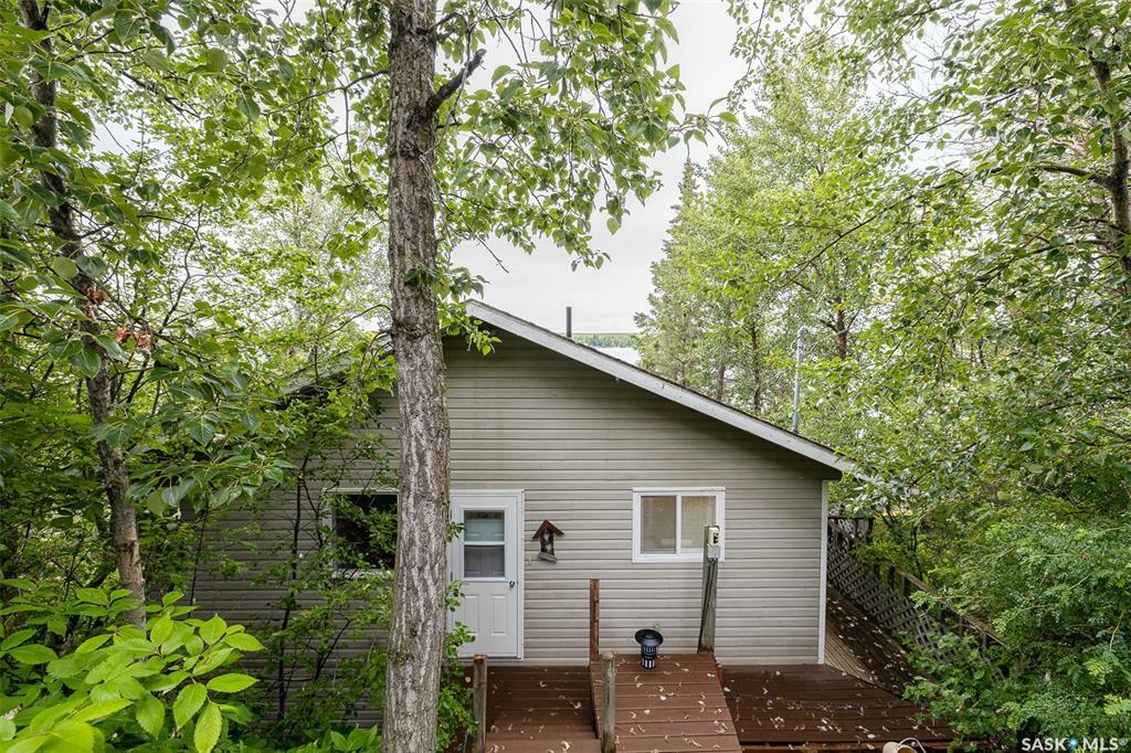 Property Photo:  809 Byng Avenue  SK S0K 4P0 