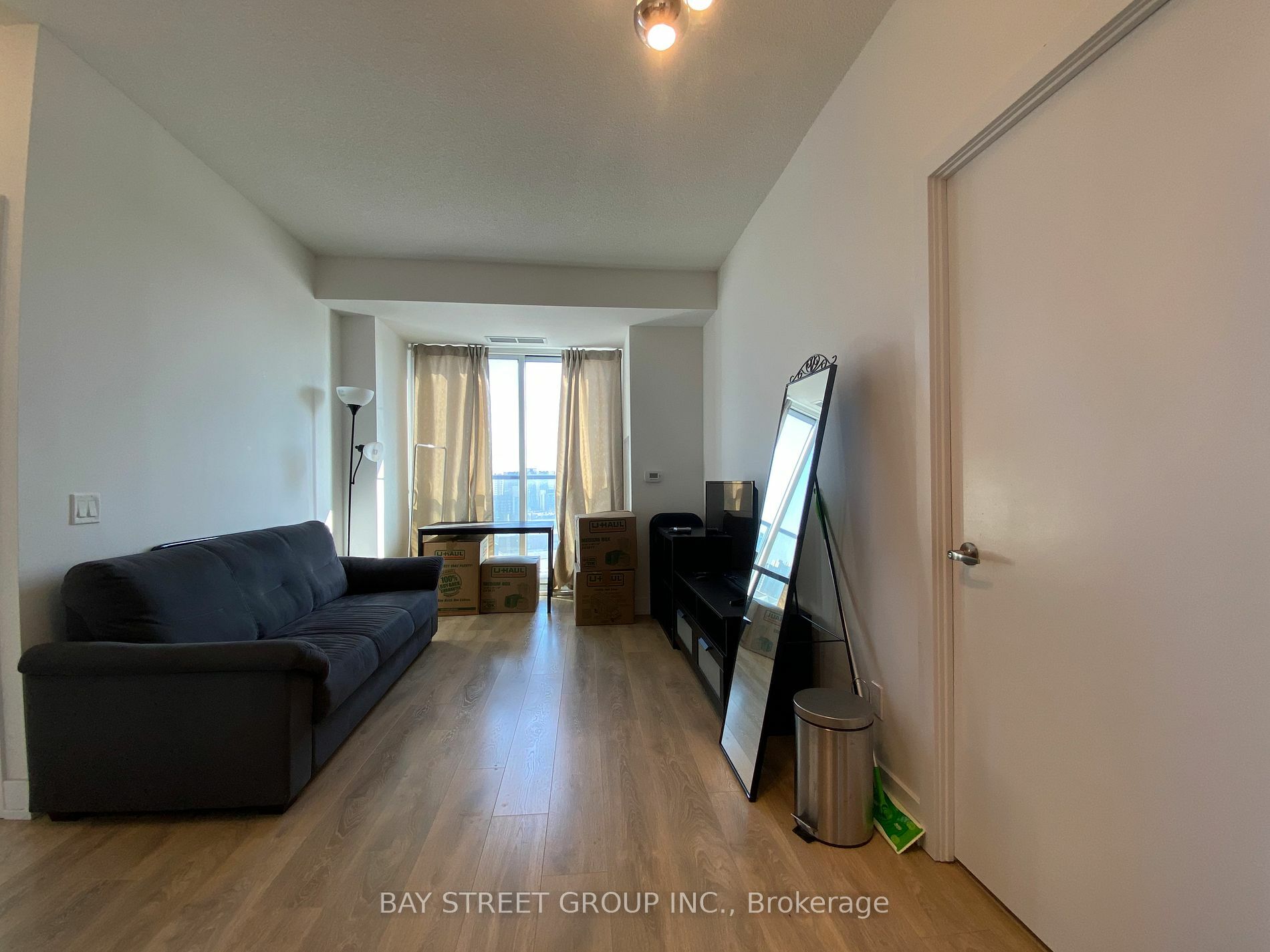 Property Photo:  128 Fairview Mall Dr 1111  ON M2J 2Z1 