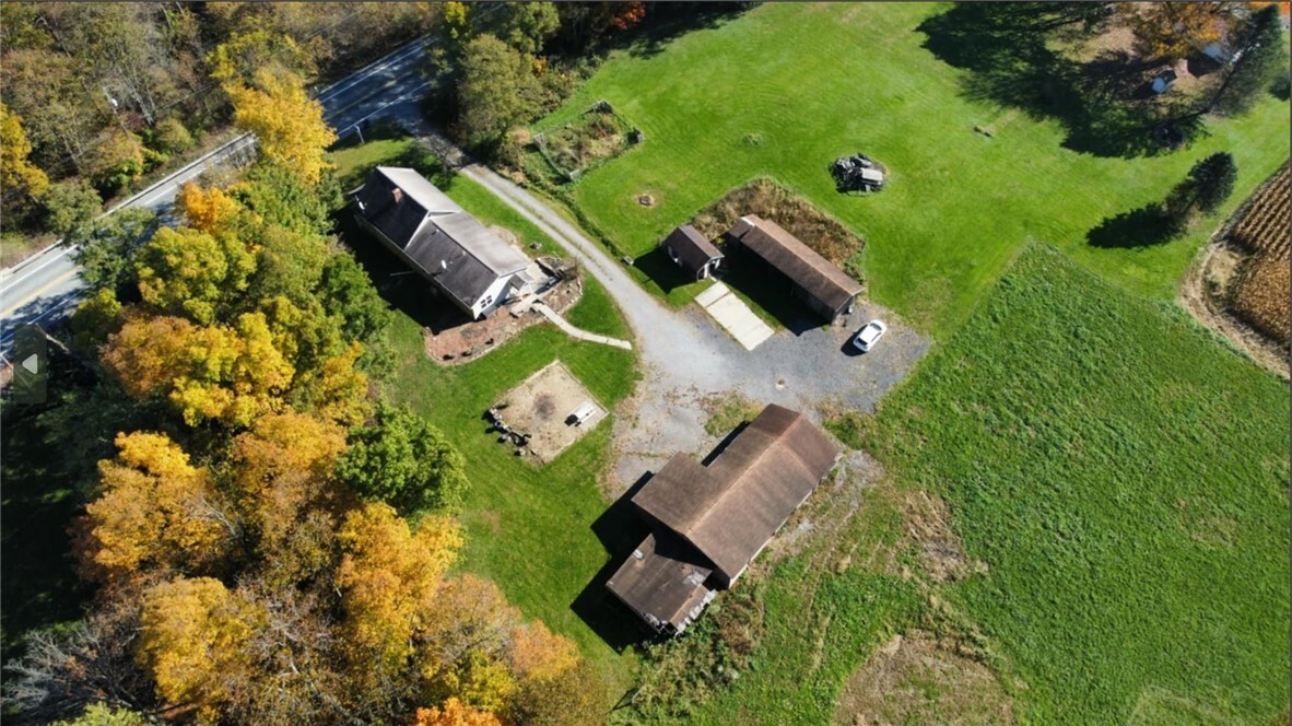 Property Photo:  2075 State Rd  PA 16101 