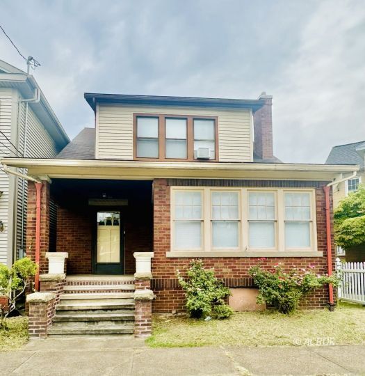 Property Photo: 356 Third Ave OH 45631