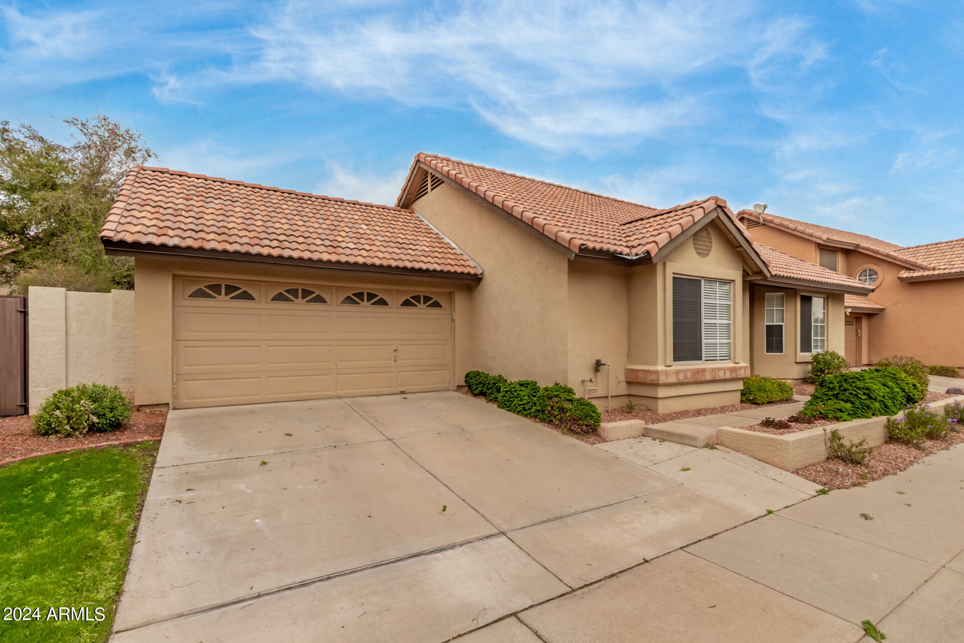 Property Photo:  3806 E Park Avenue  AZ 85044 