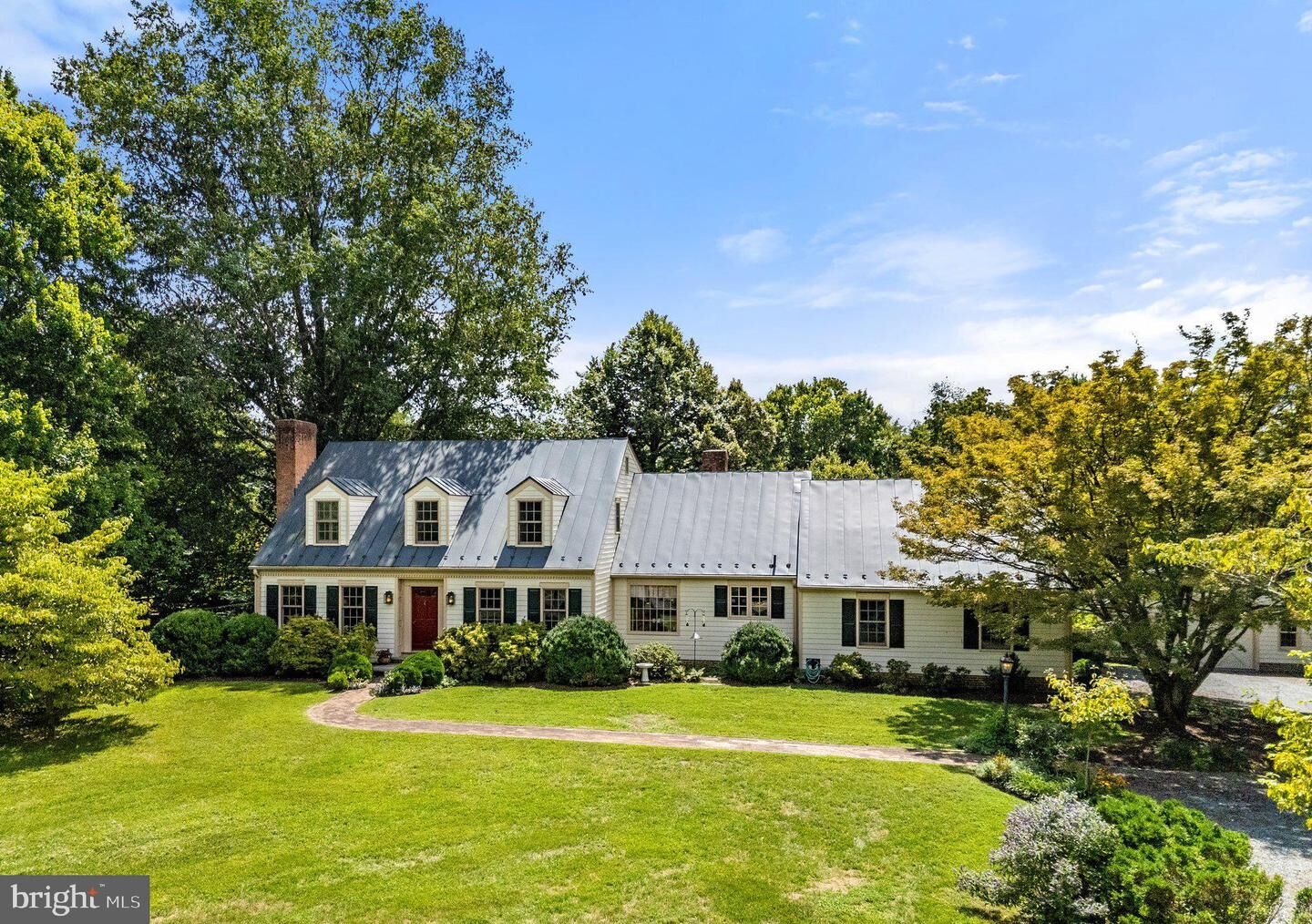 Property Photo: 503 W Washington Street VA 20117