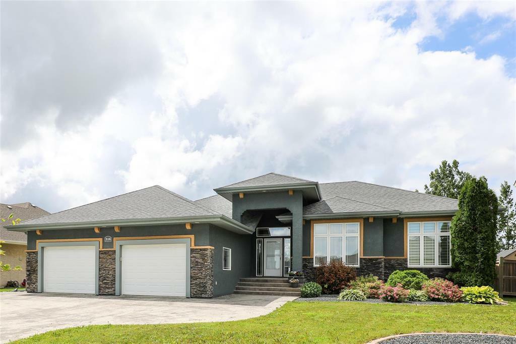 316 Troon Cove  Niverville MB R0A 0A1 photo