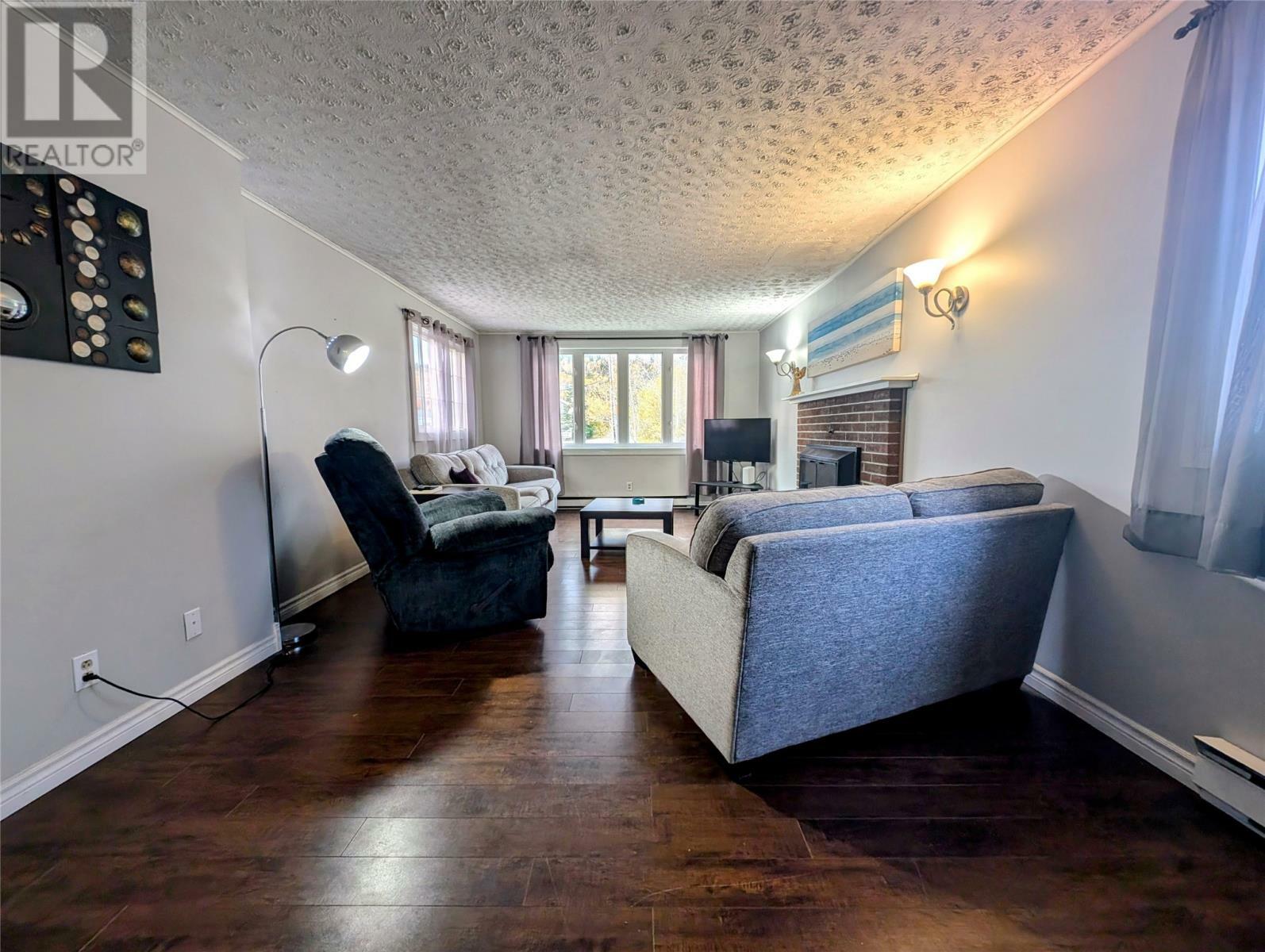 Property Photo:  22 Rosedale Street  NL A2H 4P1 