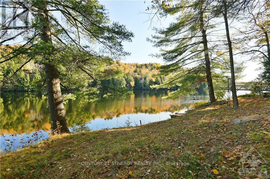 Photo de la propriété:  2255 A Calabogie Road  ON K0J 1G0 