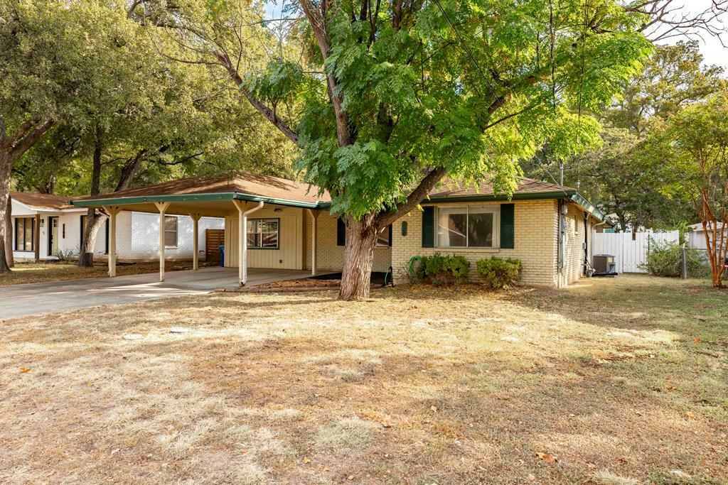 Property Photo:  1108 Donna Kay Dr  TX 78028 