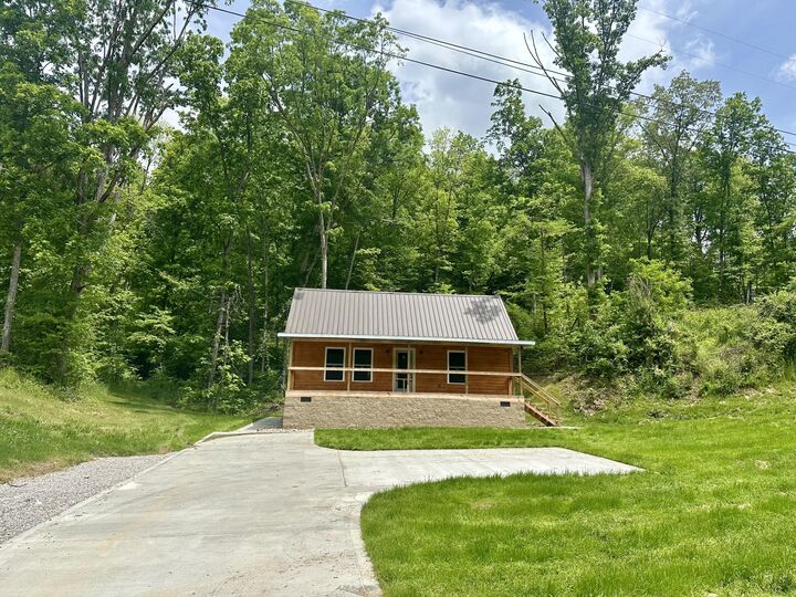 Property Photo:  409 Freeman Branch Road  KY 40729 