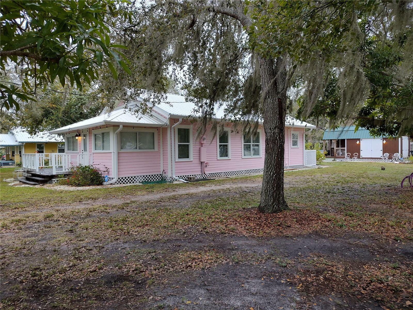 Property Photo: 218 S Hernando Avenue FL 34266