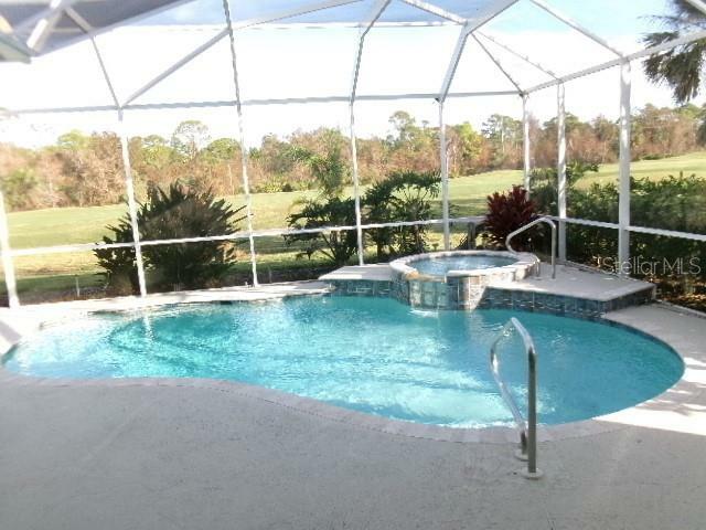 Property Photo:  13744 Long Lake Lane  FL 33953 