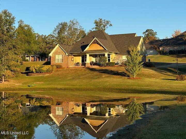 Property Photo: 4 Mallard Crossing MS 39154