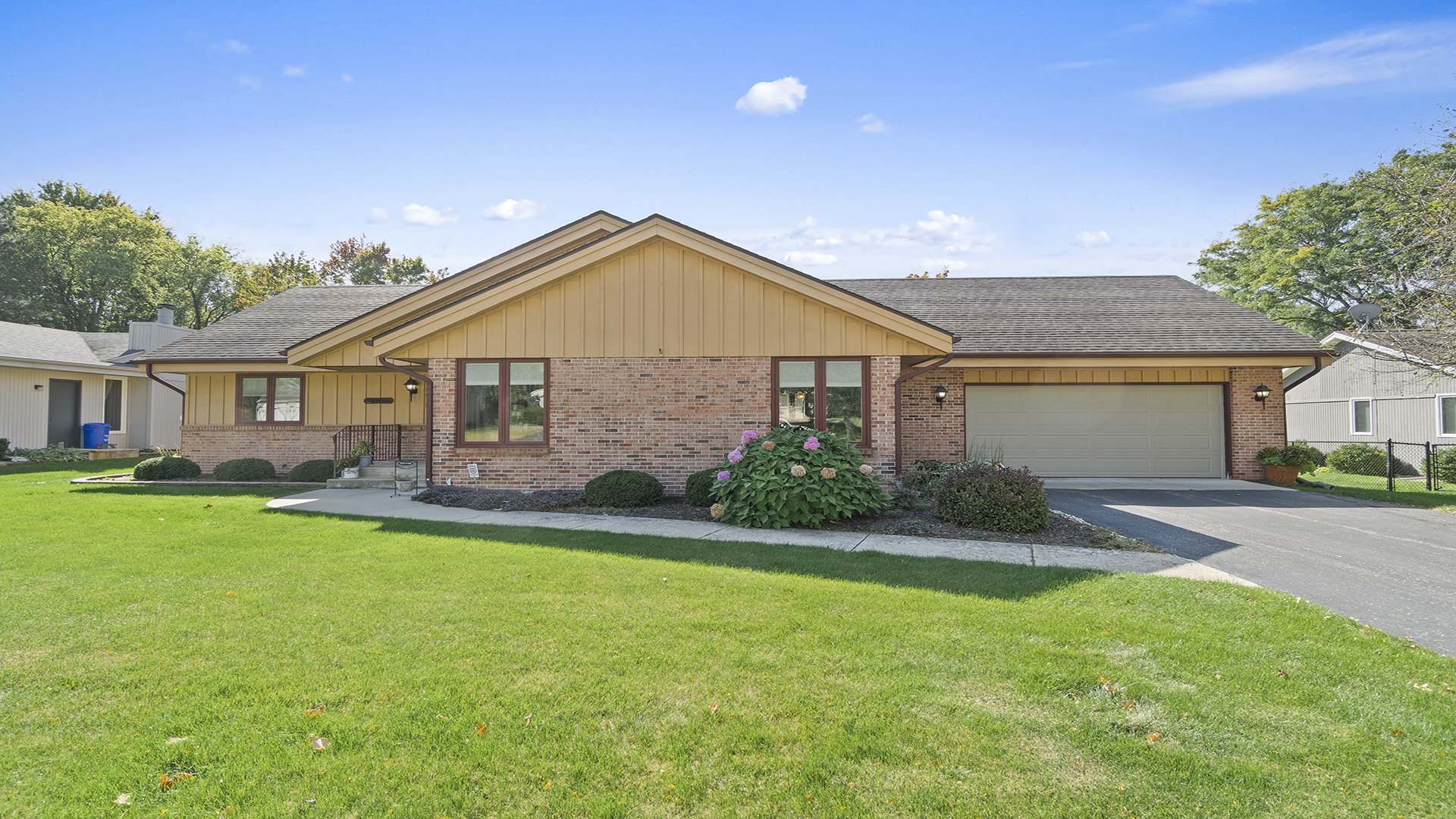 Property Photo:  5915 Sandringham Lane  IL 61107 